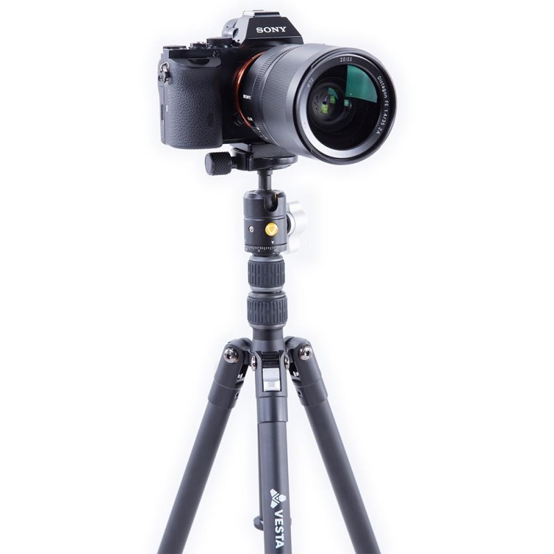 Vanguard Vesta TB 204AB - Trípode de viaje de aluminio