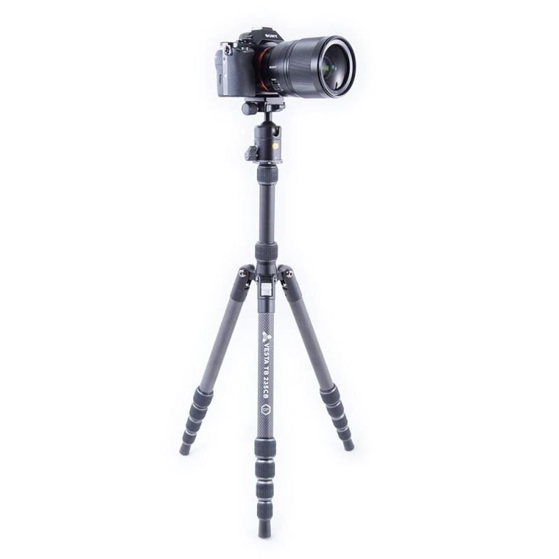 Vanguard Vesta TB 235CB - Trípode de viaje de carbono